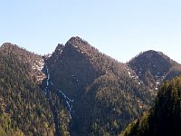 Le cime di Visghed Est (sx) 1924mt, Ovest (centro) 1937mt e Cima di Sbordan 1875mt  DSCN8172
