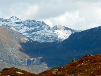 Piz Taneda e Punta Negra, sopra il Ritom  DSCN9453