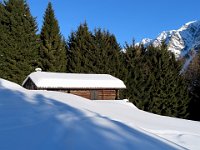 Bella baita ad un tornante  IMG 0127