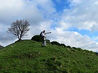 Cippo di Confine #34, Gimmy dubbioso indica il Sasso Gordona ma sei sicuro che si può salire?  IMG 0843