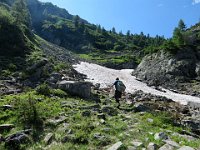 Il sentiero aggira il nevaio  IMG 1285
