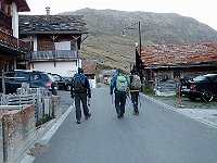 Ci incamminiamo  CIMG0145