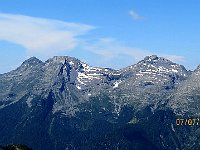 Da sinistra Pizzo di Claro 2727mt, Mottone Rosso di Grav 2692mt e a destra il Pizzo di Campedell 2724mt  IMG 3236