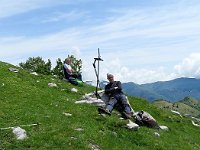 Ci fermiamo qui per pranzo  3143254l