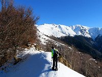 Proseguiamo ma la cresta si fa sempre più stretta  IMG 5423