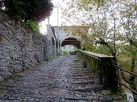 Nelle vie di Palanzo, direzione Bocchetta di Palanzo  IMG 5777