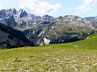 Poi seguiamo le tracce di sentiero per il lago Sfii  IMG 2119