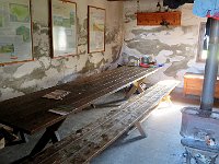 Interno del bivacco  IMG 7812