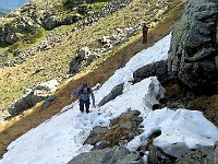 Brevi tratti innevati dove si affonda  IMG 7846