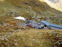 Imbocchiamo subito il sentiero per il Monte Vago o Al Vach  IMG 9004