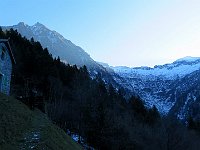 Montada e la Val Grono, chiusa in alto dal Cardinello, il Pizzo Paglia ed il Mater de Paia  IMG 0560