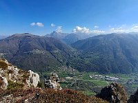 Dalla dorsale verso la valle che porta a Premana  20230419 102524