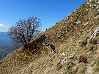 Dopo la sosta in vetta riprendiamo il cammino  IMG 1840