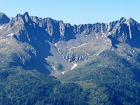 Il rifugio Garzonera sul lato opposto della Leventina  IMG 2574