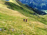 Ci accorgiamo troppo tardi, ci tocca risalire oltre 100mt su prato ripido  20230809135512 IMG 3577