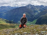 Giordano si prepara per la foto-video di vetta  20230809 124412