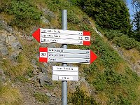 Passo di Portorella, prendiamo a destra  IMG 3507