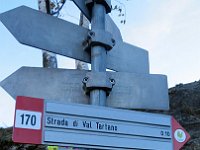 Siamo poco sopra la bocchetta a Pcioda Granda  IMG 3851