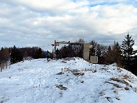 Direzione Monte Forcella, ma ci fermeremo agli impianti di risalita per una pausa  IMG 4022