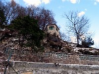 La villa ha un bel parco ed anche una torretta  IMG 4047