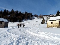 Piano di Cassinella 1738mt, scenderemo dal costone nella foto  IMG 4232