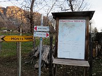 E qui seguiamo per Monte di Nava  IMG 4692