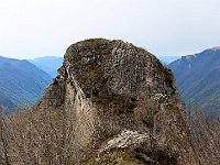 Ecco l'imponente mole della cima principale vista dalla cima E a 1289mt  1000059063