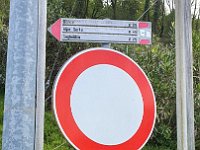 Strada chiusa al traffico  20240407 081657