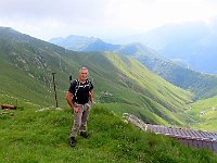 Caserma sul lato italiano  1000085511