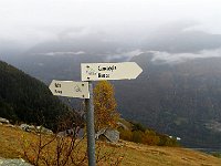 Bivio dopo Piangerra, da qui si scende a Nadro e Biasca  IMG 6199