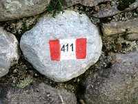 Siamo sul sentiero 411, quello per la diga, poi prenderemo il 411A per la Baita Napoleù  2024-10-30-07h36m10