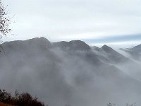 Le cime verso la Valcava, da sx Corna Camozzera, Ocone e Tesoro  IMG 6403