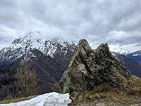 Il fratellone, il Legnone, è sempre immerso nelle nuvole  20250402 104639