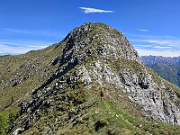 Sulla cresta verso la seconda cima  20250515 110131