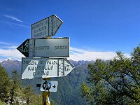 Bocchetta sotto il Pilastro, da qui si scende alla Bocchetta di Prada, la via classica di salita al Pilastro  20250515 112227