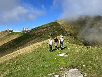 Scendiamo sulla linea di confine in direzione Erbonne  20250911 101859