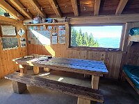 Interno del bivacco  20250918 104550