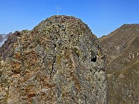 Zoom sulla vetta del vicino Pizzo Varrone  20251002 113044