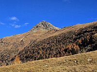 Sotto la stupenda mole del Pizzo di Claro  20251109 095153