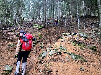 Sale anche ripido in alcuni tratti  20251218 092528